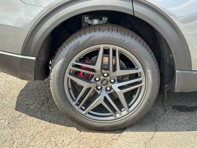 New 2025 Ford Explorer ST-Line w/ Premium Package image 11