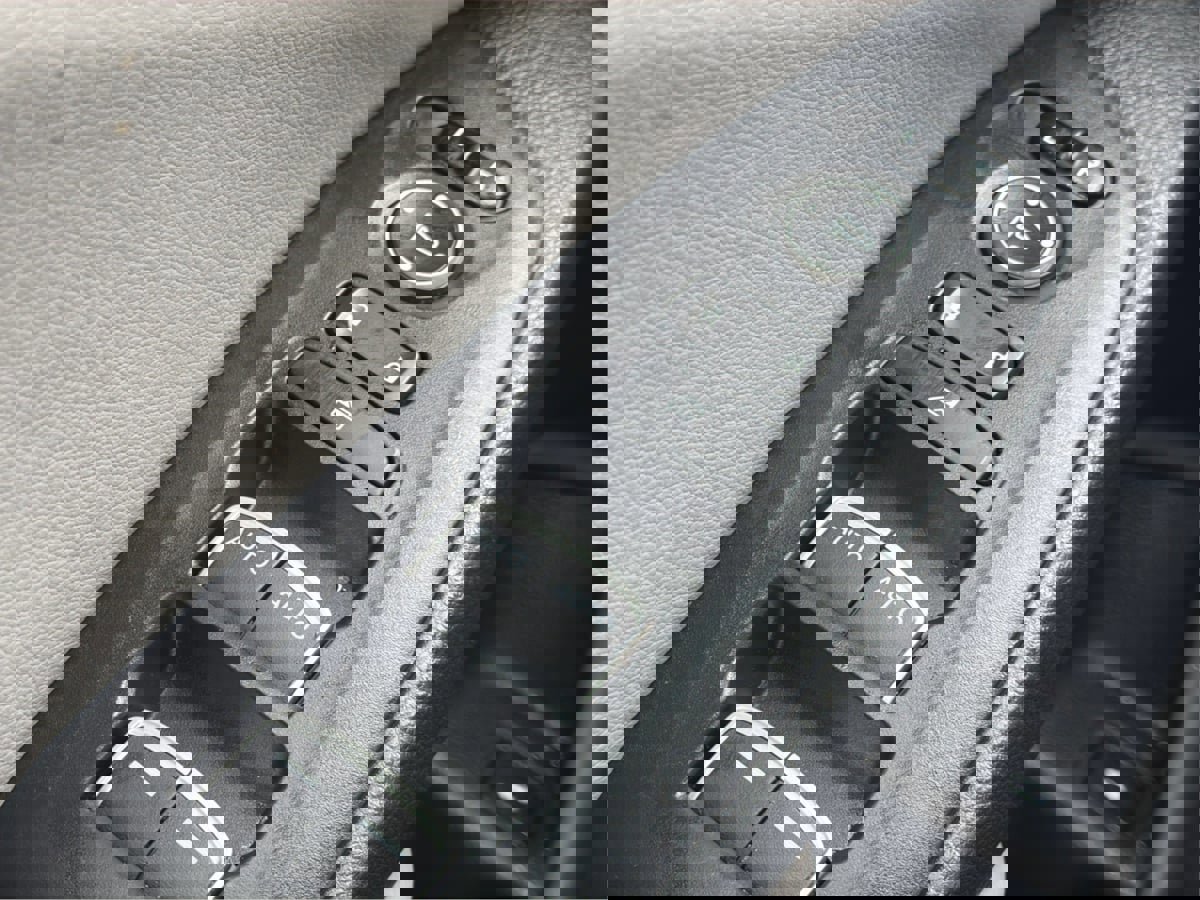 Used 2018 Honda Accord LX image 25