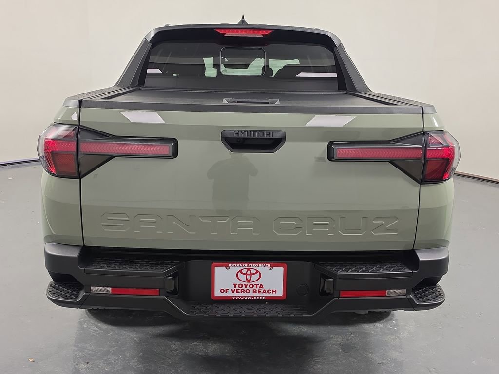 Used 2024 Hyundai Santa Cruz SEL w/ Activity Package FWD image 6