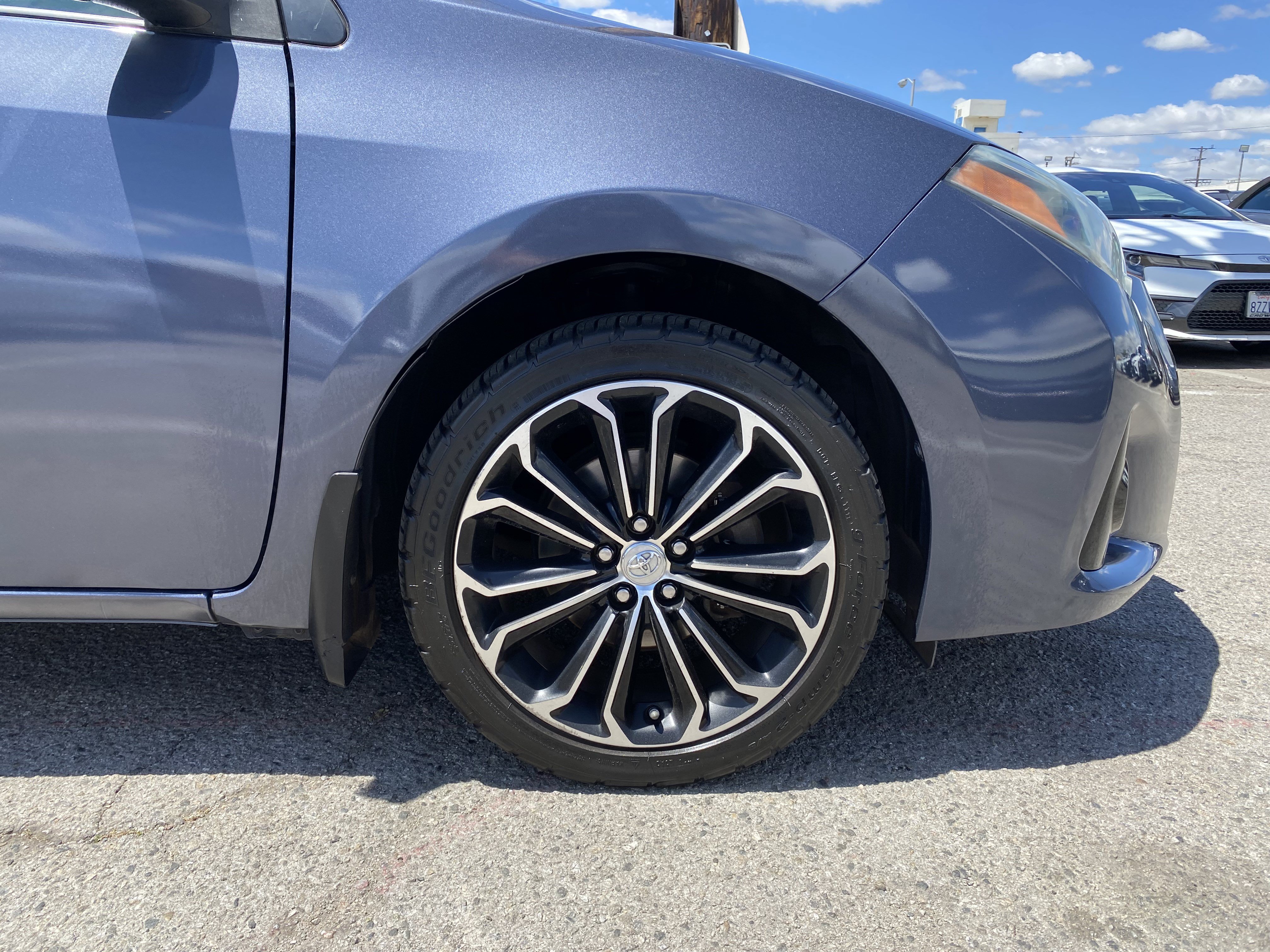 Used 2015 Toyota Corolla S FWD image 24