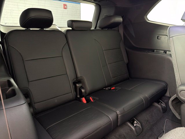 Used 2026 Buick Enclave Sport Touring w/ Power Package FWD image 34