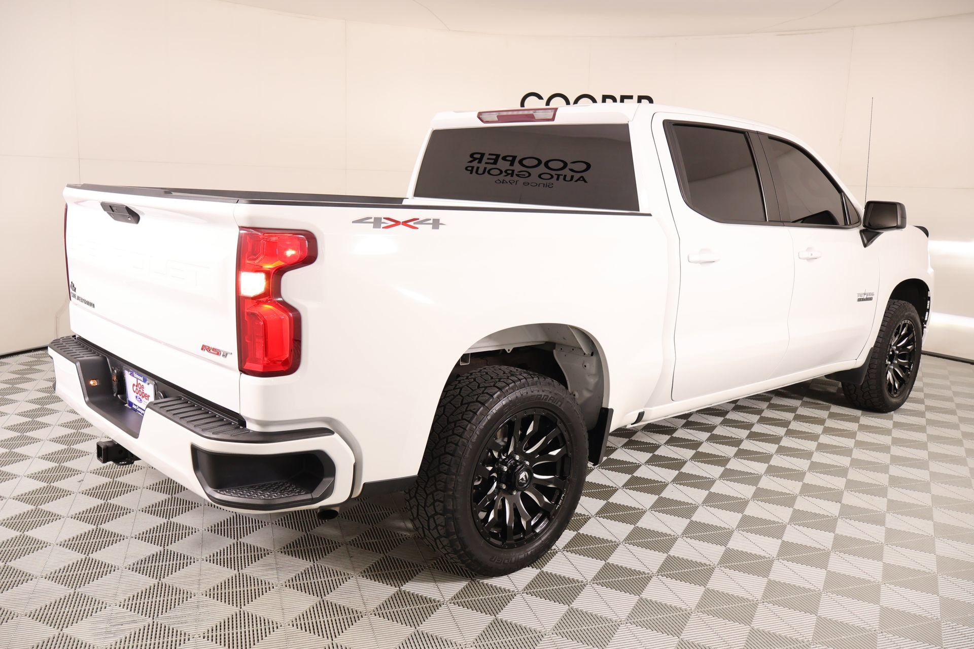 Used 2020 Chevrolet Silverado 1500 RST w/ Texas Edition AWD/4WD image 20