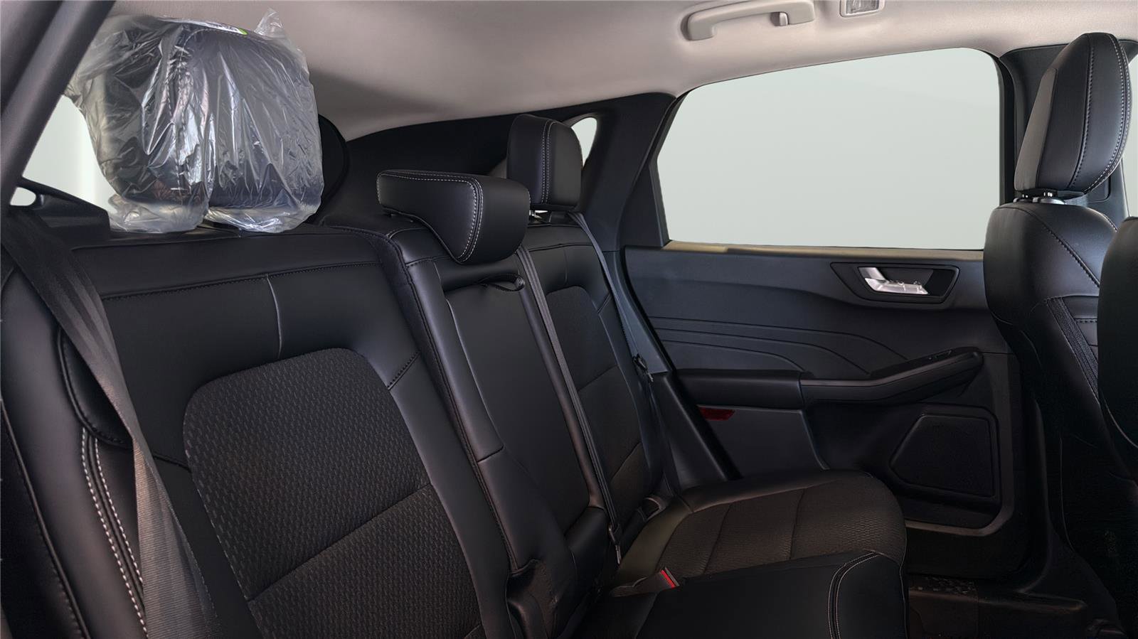 New 2025 Ford Escape PHEV image 16