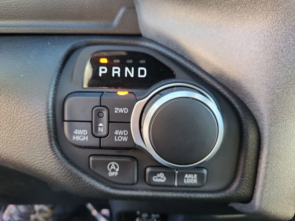 Used 2025 RAM 1500 Classic Warlock image 22