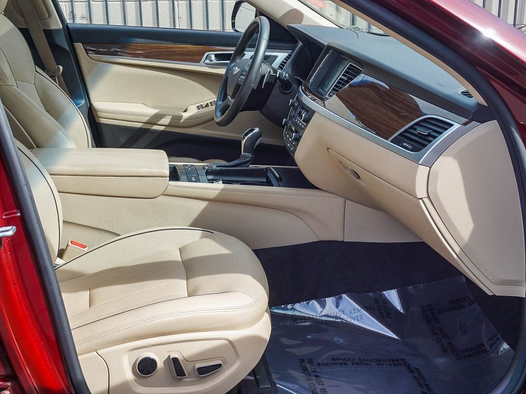 Used 2016 Hyundai Genesis 3.8 w/ Option Group 03 image 12
