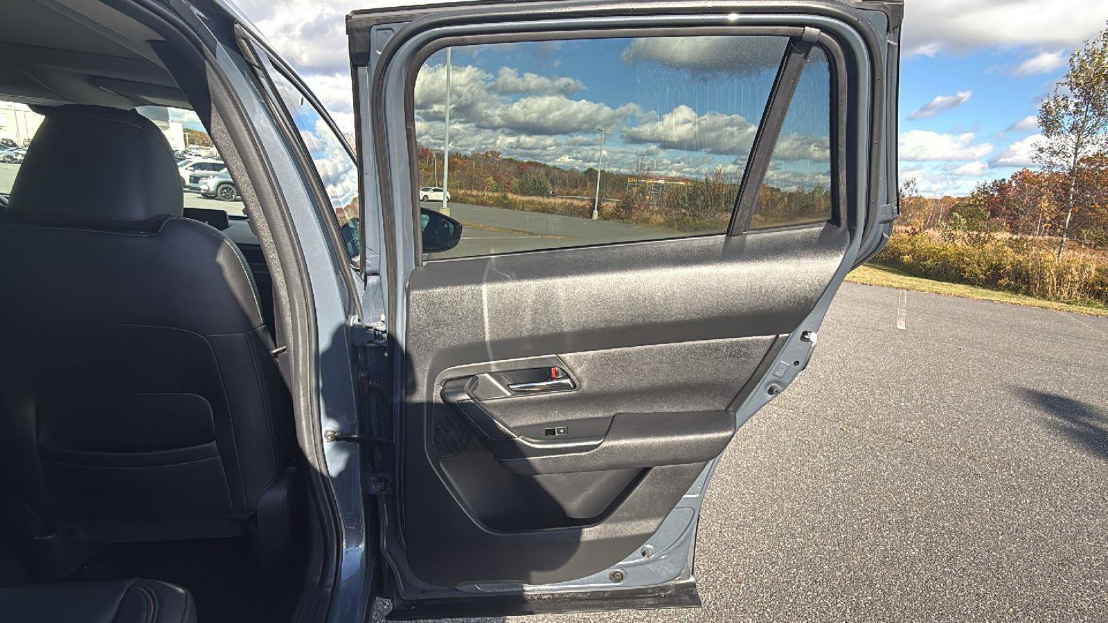 Certified 2023 MAZDA CX-50 AWD 2.5 S w/ Premium Plus Pkg image 19