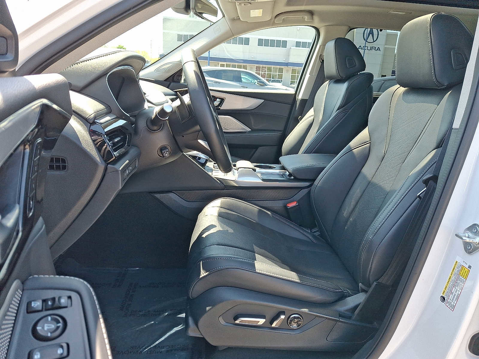 Certified 2023 Acura MDX SH-AWD w/ Technology Package image 14