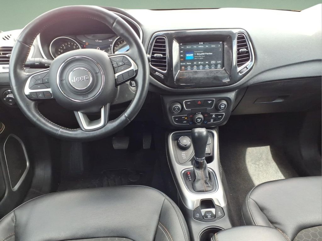 Used 2018 Jeep Compass Latitude w/ Popular Equipment Group AWD/4WD image 8