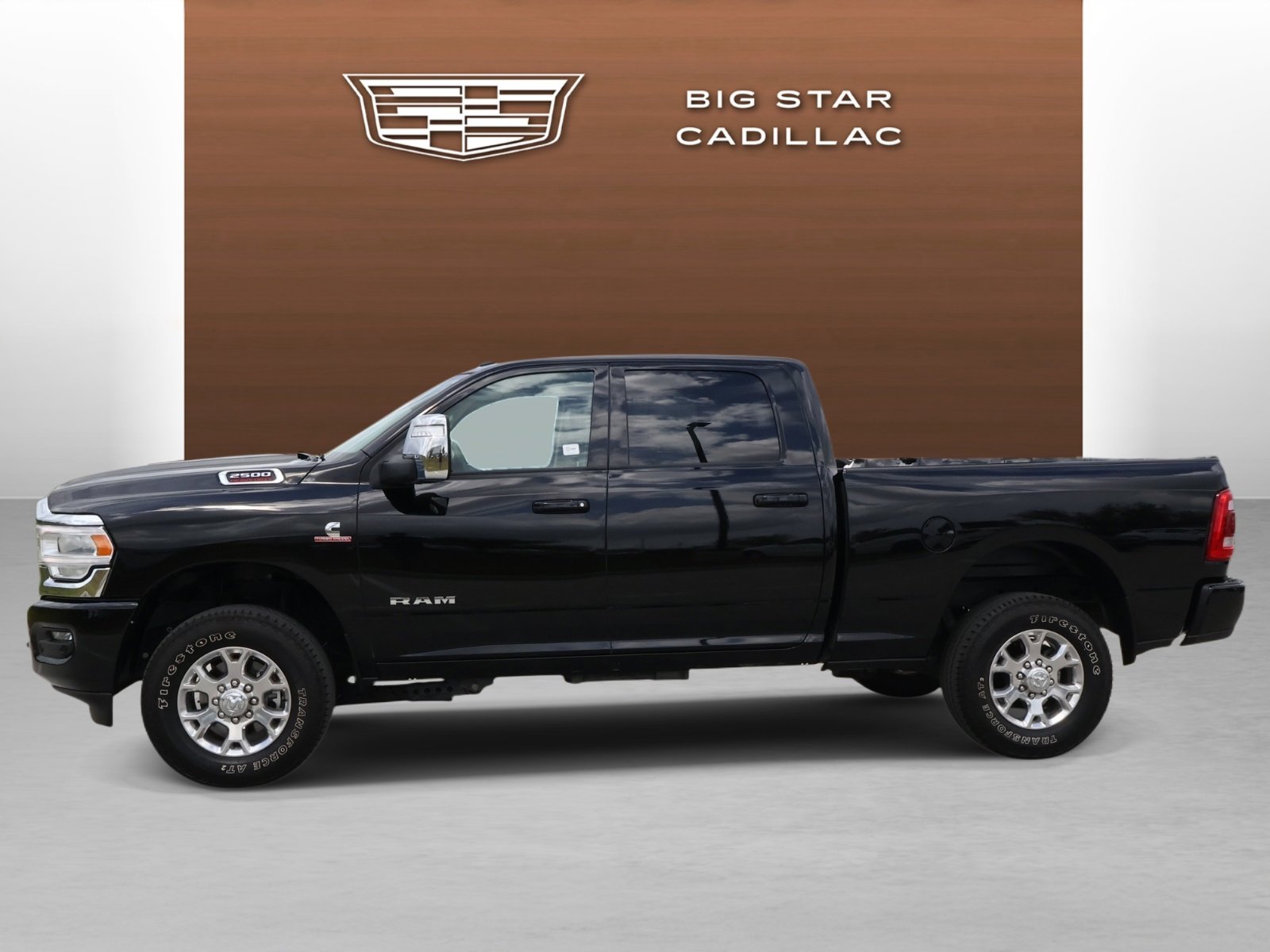 Used 2024 RAM 2500 Laramie image 2