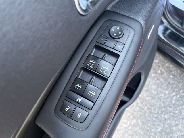 Used 2017 Dodge Durango R/T w/ Technology Group AWD/4WD image 13