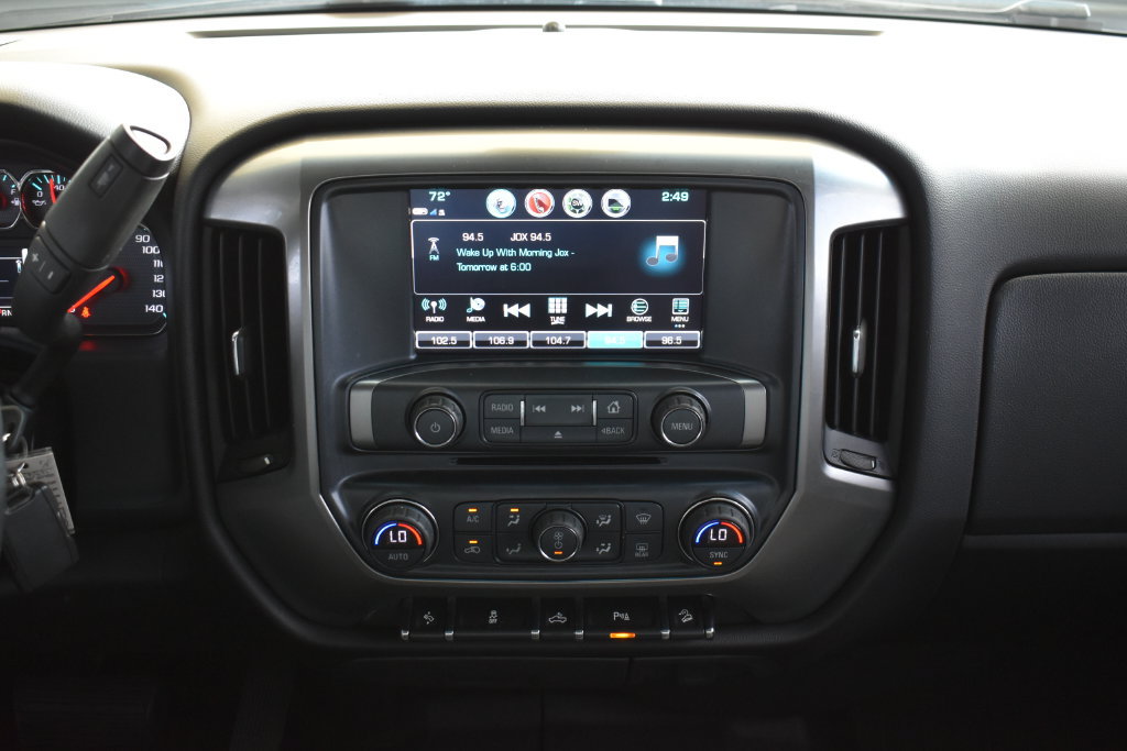 Used 2018 Chevrolet Silverado 1500 LT w/ All Star Edition AWD/4WD image 18