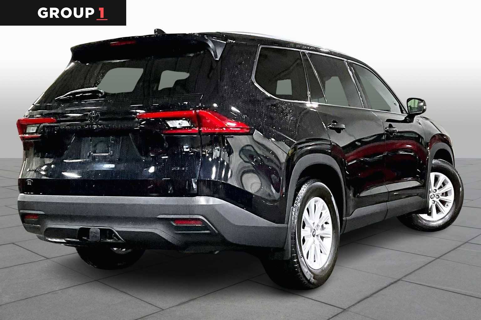 Certified 2024 Toyota Grand Highlander XLE image 13