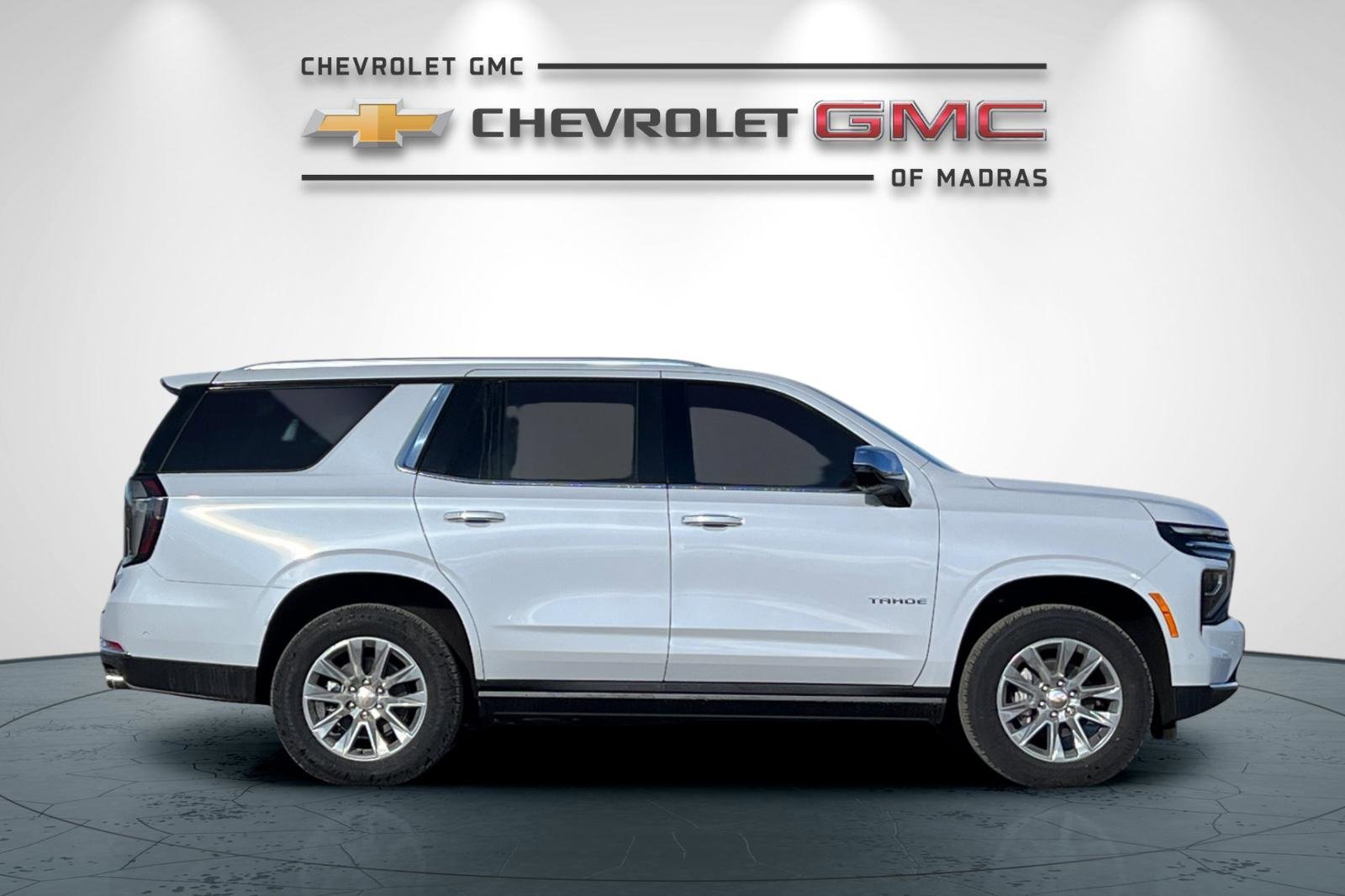 New 2026 Chevrolet Tahoe Premier image 2