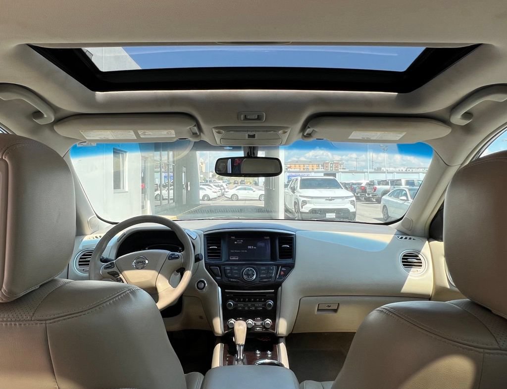 Used 2013 Nissan Pathfinder Platinum w/ Platinum Premium Pkg AWD/4WD image 28
