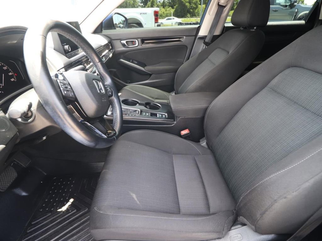Used 2022 Honda Civic EX image 2