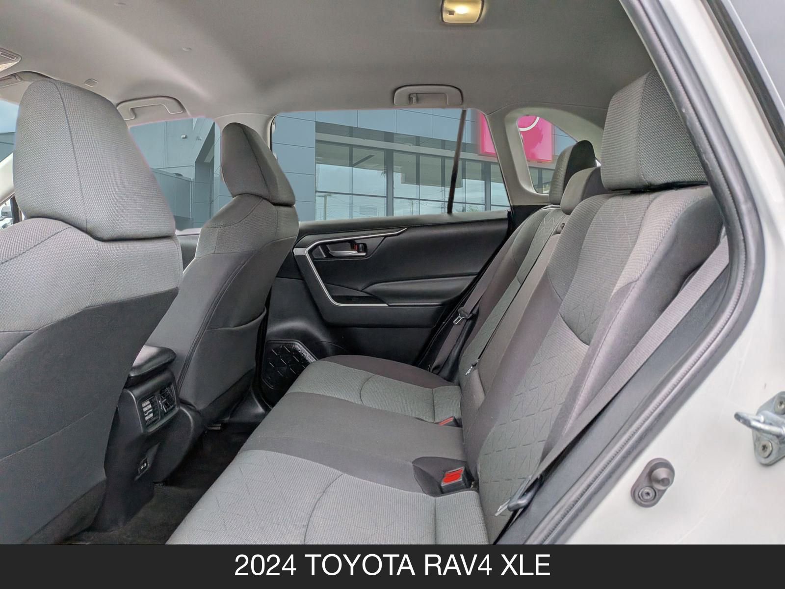 Used 2024 Toyota RAV4 XLE image 16