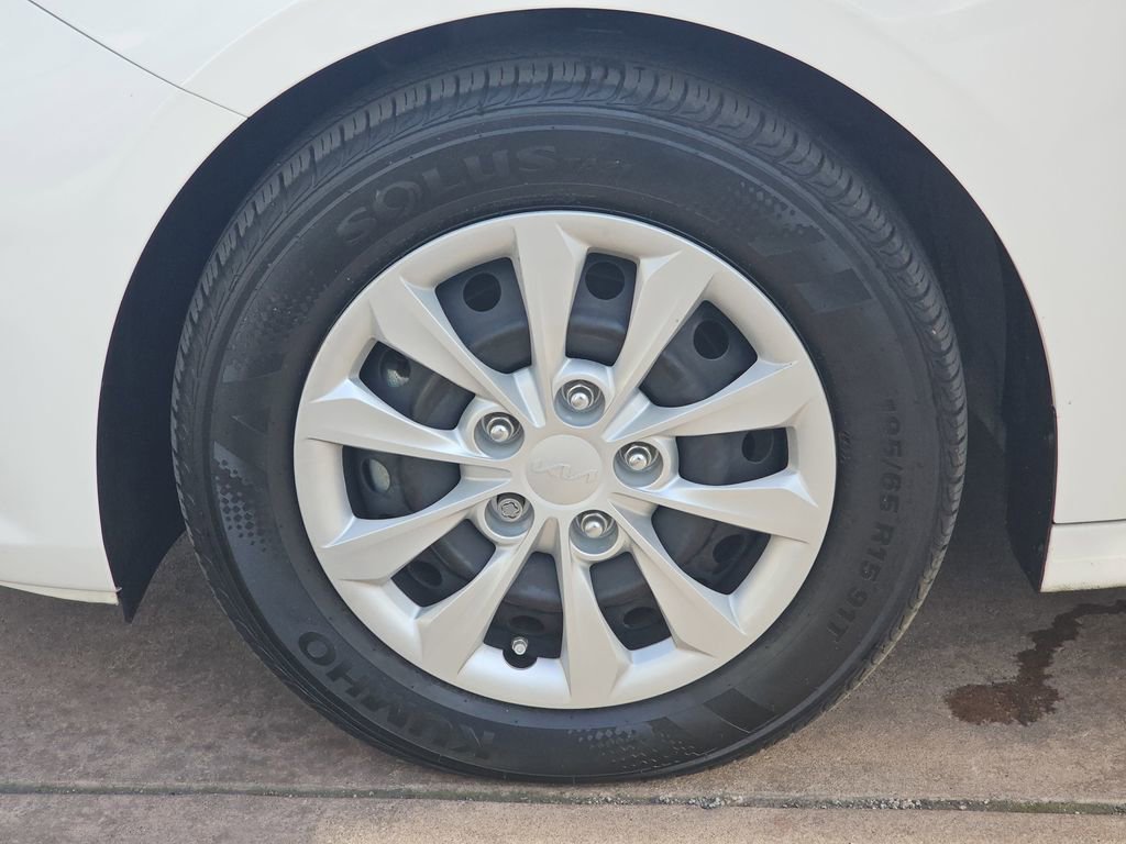 Used 2023 Kia Forte LX image 36