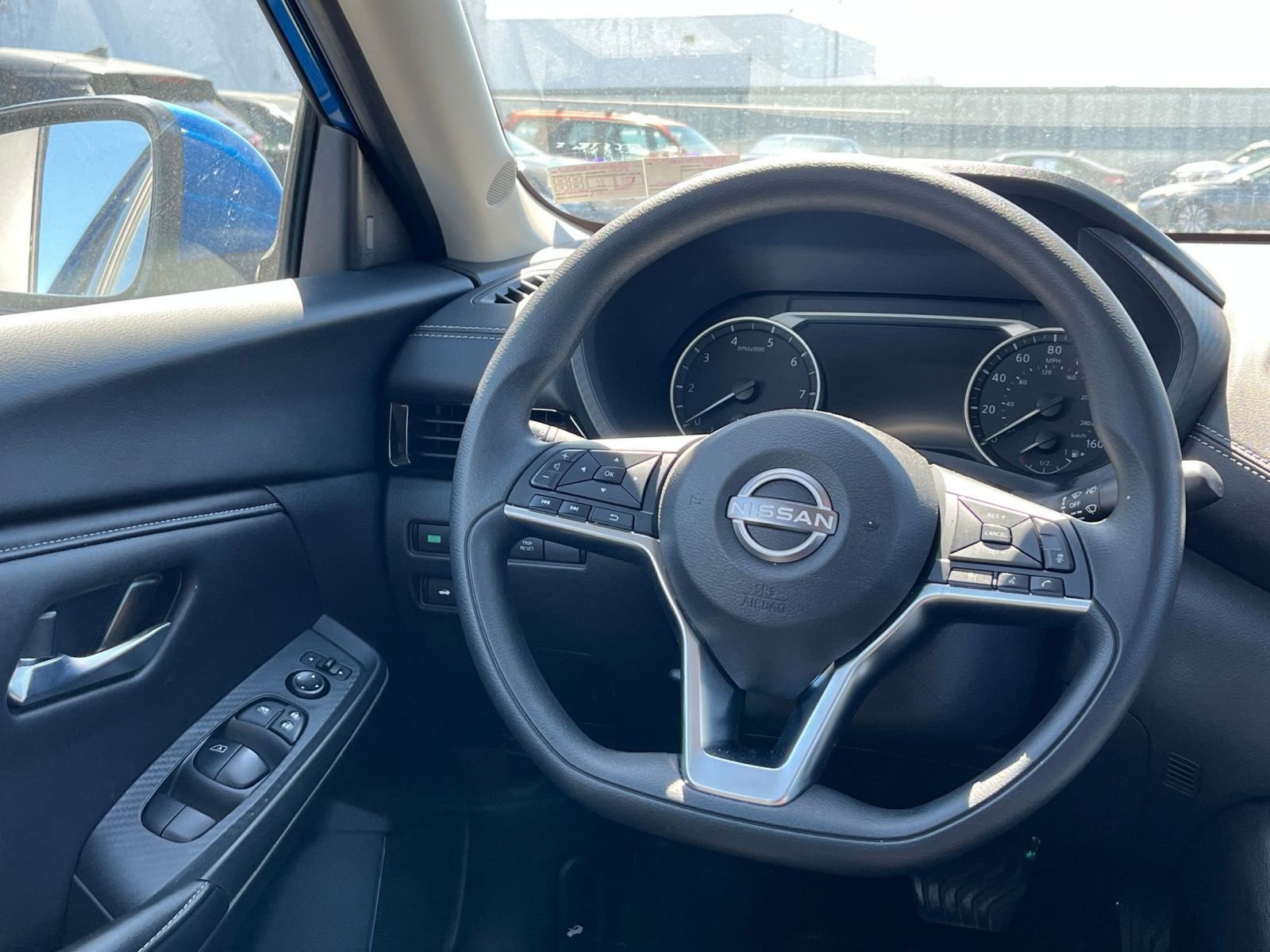 Used 2025 Nissan Sentra SV FWD image 27