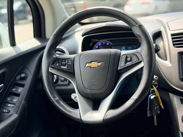 Used 2016 Chevrolet Trax LT w/ LT Convenience Package FWD image 19