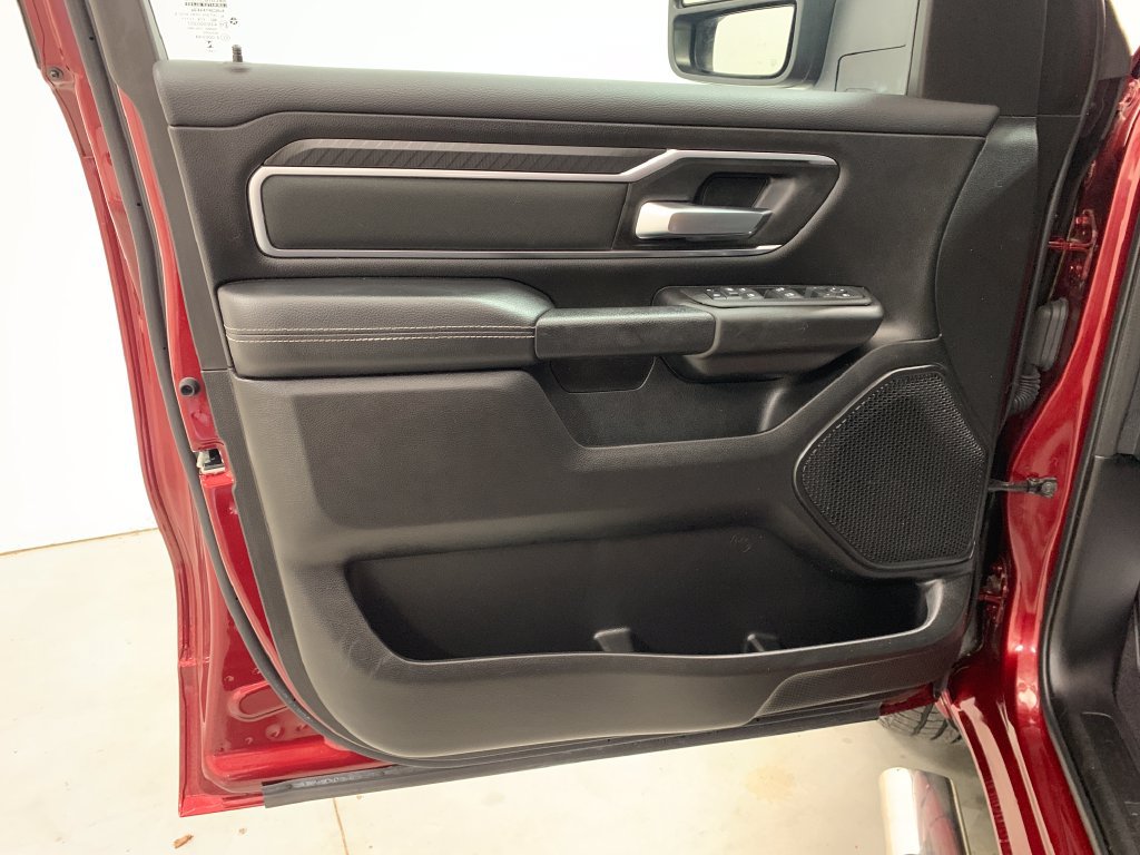 Used 2025 RAM 1500 Big Horn AWD/4WD image 17