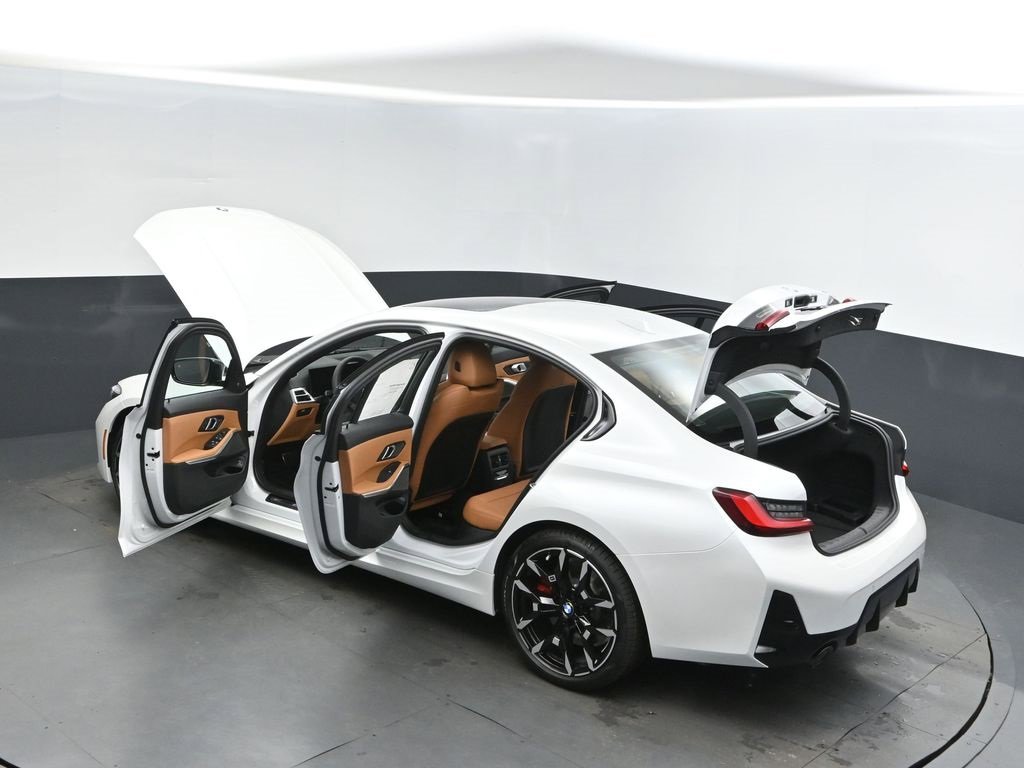 New 2026 BMW 330i Sedan w/ M Sport Package image 46