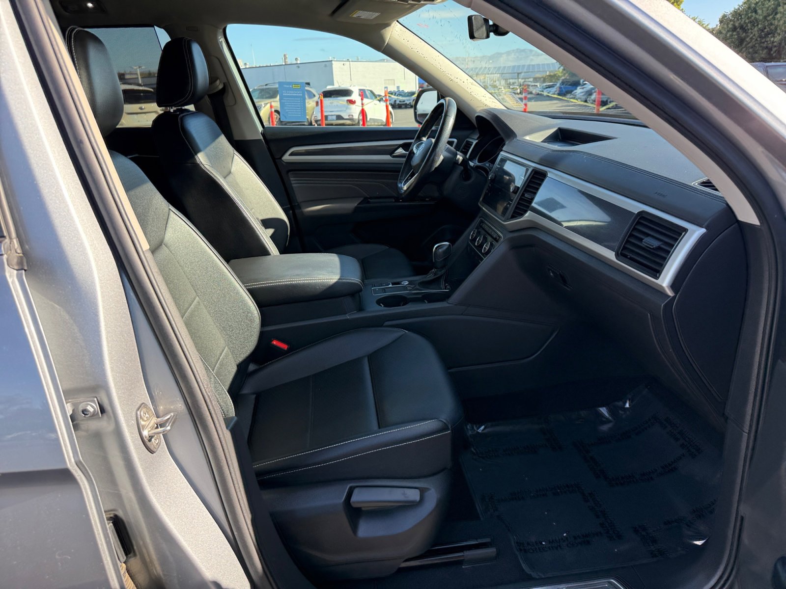 Used 2021 Volkswagen Atlas SE w/ Panoramic Sunroof Package image 20