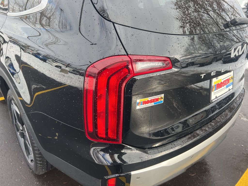 Certified 2023 Kia Telluride S w/ S Sunroof Package image 36