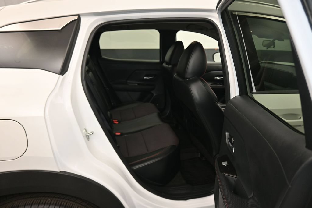 Used 2025 Nissan Kicks SR FWD image 35