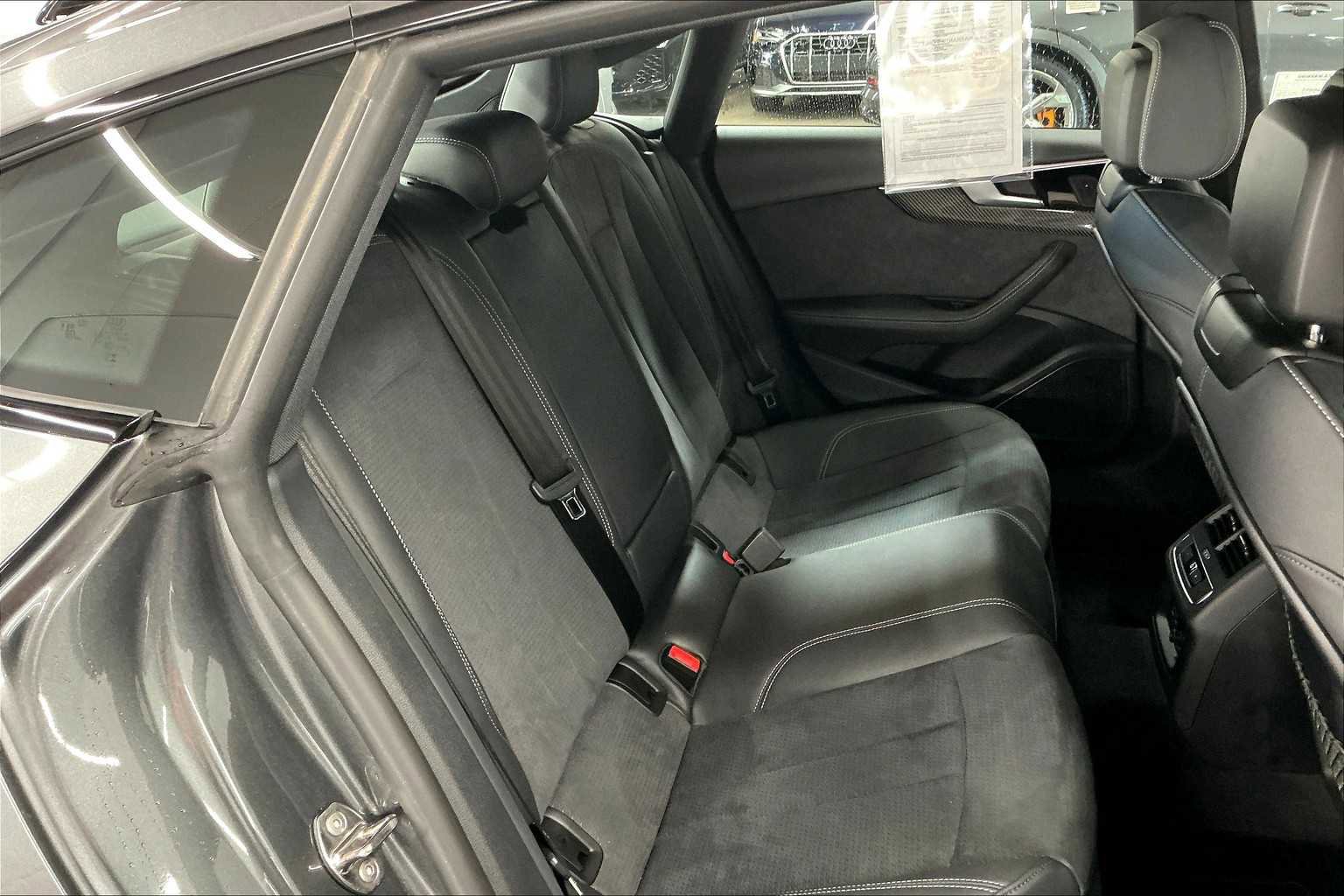 Used 2025 Audi A5 2.0T Premium Plus w/ Premium Plus image 29