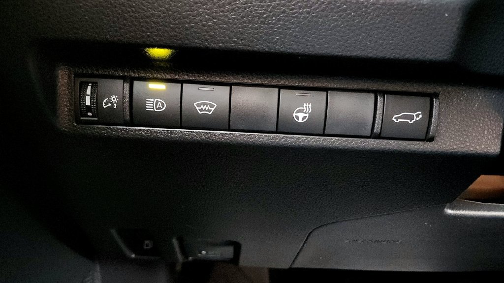 Certified 2023 Toyota RAV4 SE w/ Weather & Moonroof Package AWD/4WD image 33
