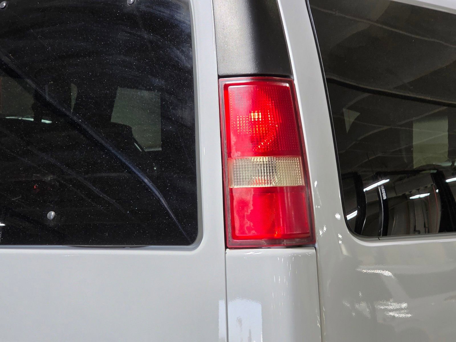 Used 2017 Chevrolet Express 2500 LS image 12