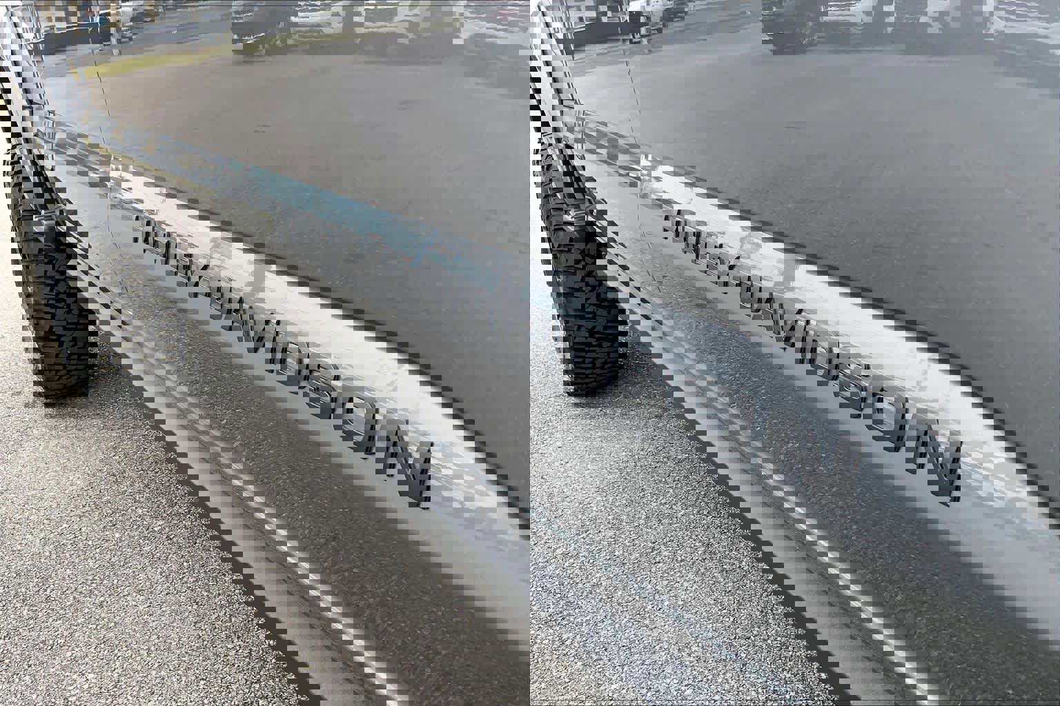 New 2026 Ford F250 Lariat w/ Black Appearance Package image 15