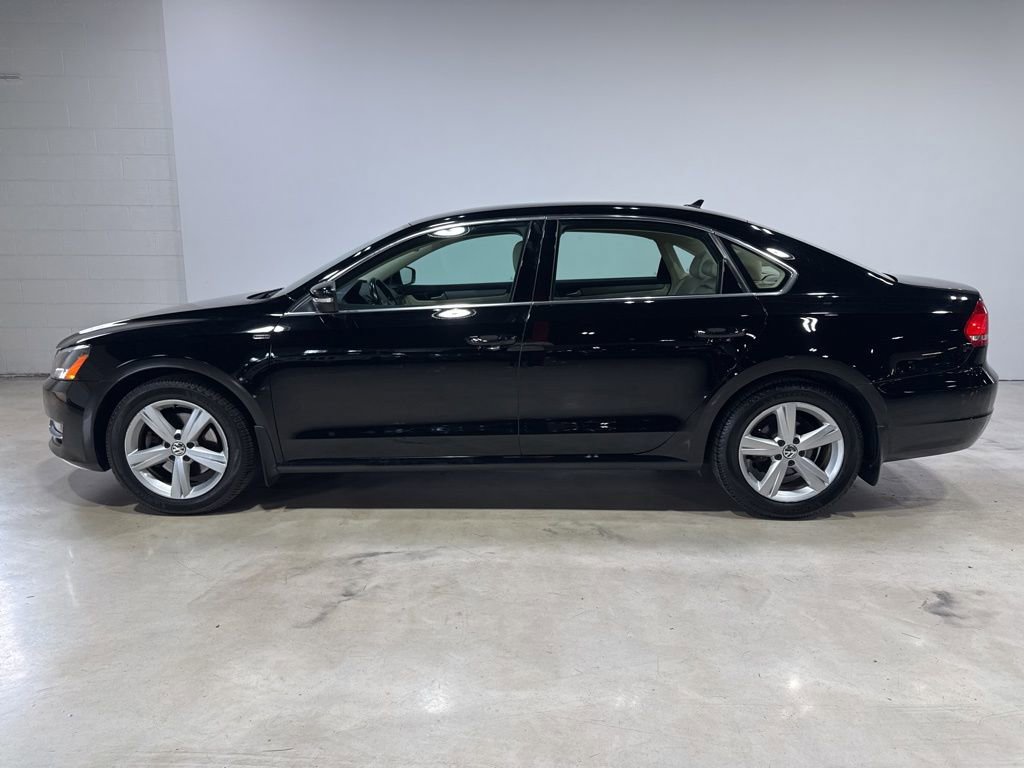 Used 2015 Volkswagen Passat 1.8T Limited Edition FWD image 4