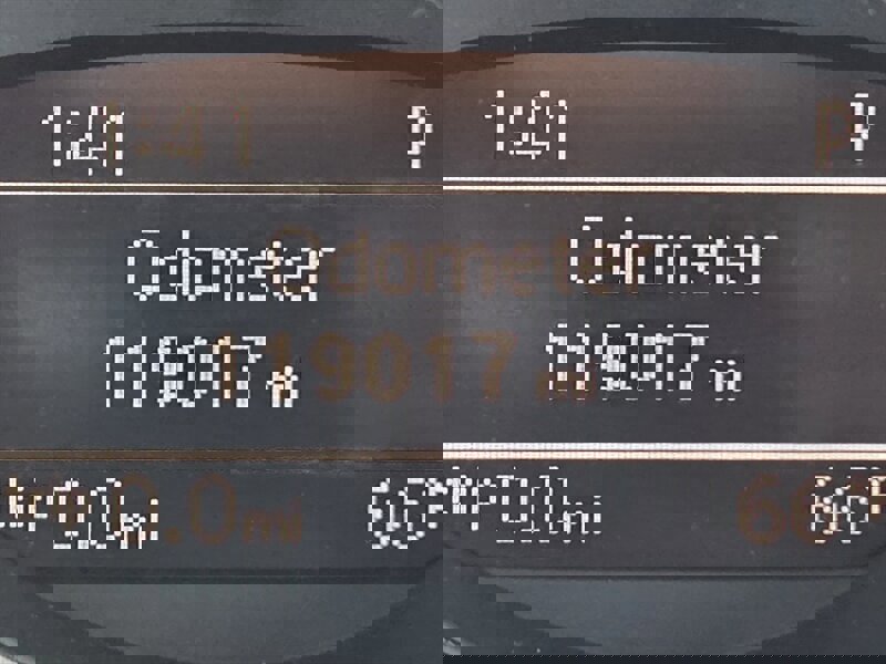 Used 2014 Volkswagen Beetle 2.5 image 26