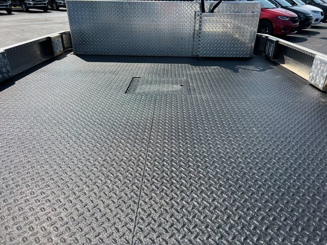 Used 2022 Ford F350 XLT w/ Snow Plow Prep Package AWD/4WD image 7