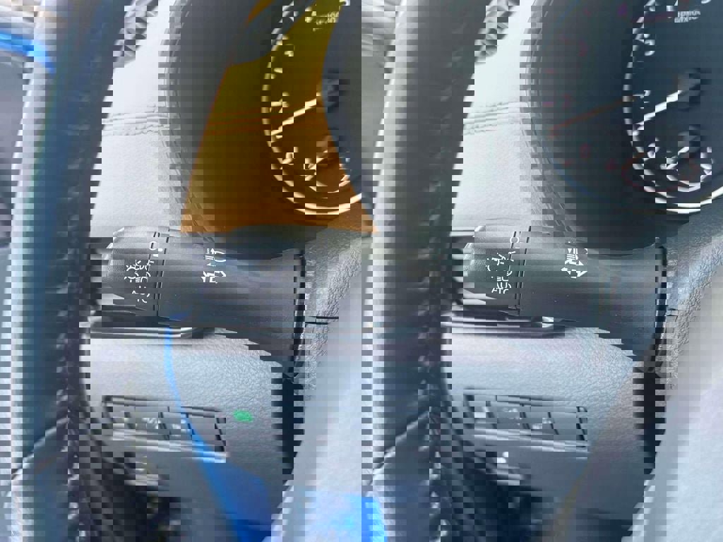 Certified 2025 Nissan Sentra SV w/ SV Premium Package image 23