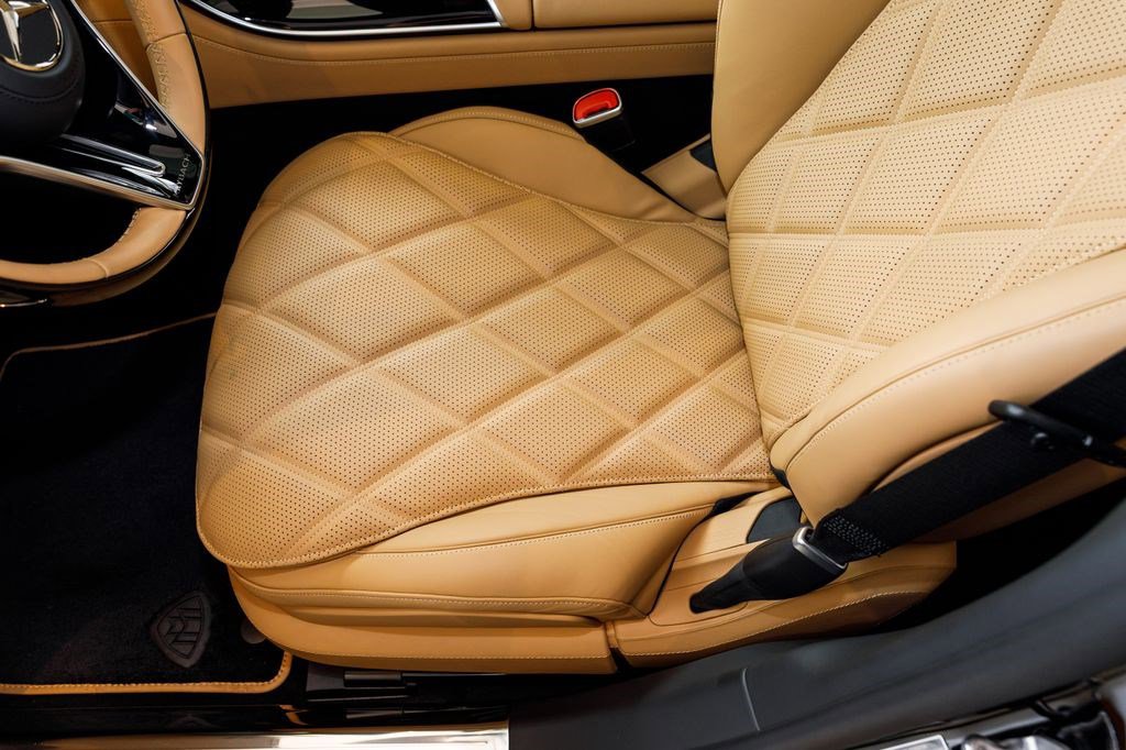 Used 2023 Mercedes-Benz Maybach S 680 4MATIC image 28