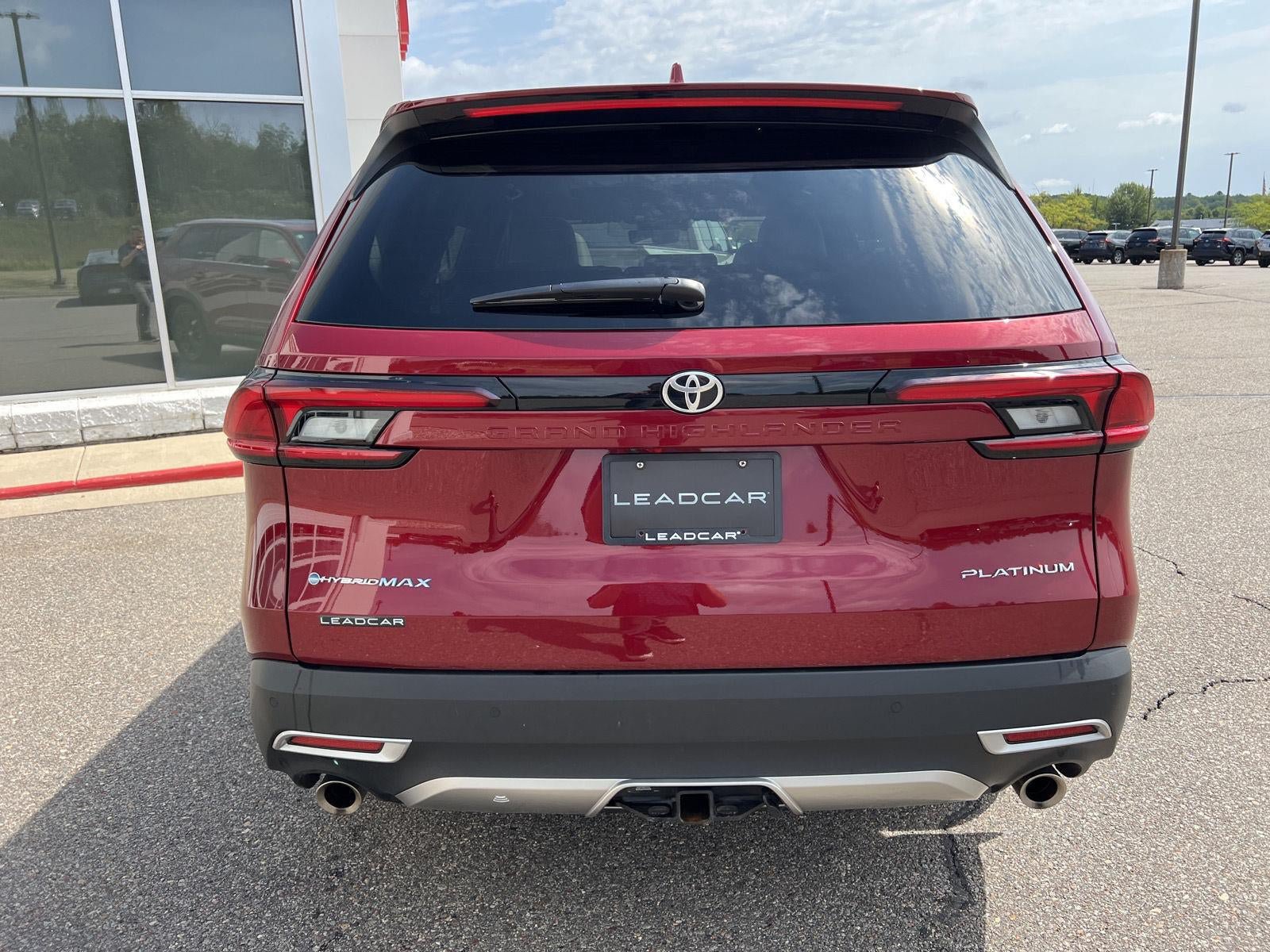 Used 2026 Toyota Grand Highlander AWD Hybrid image 11