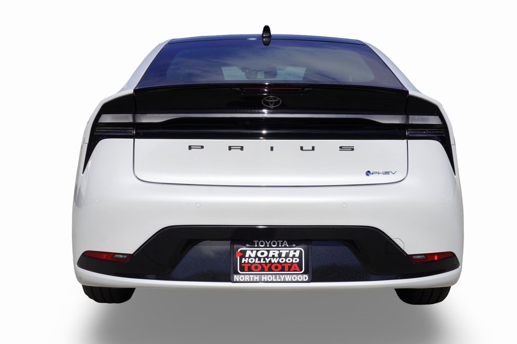 New 2026 Toyota Prius Plug-In Hybrid image 5