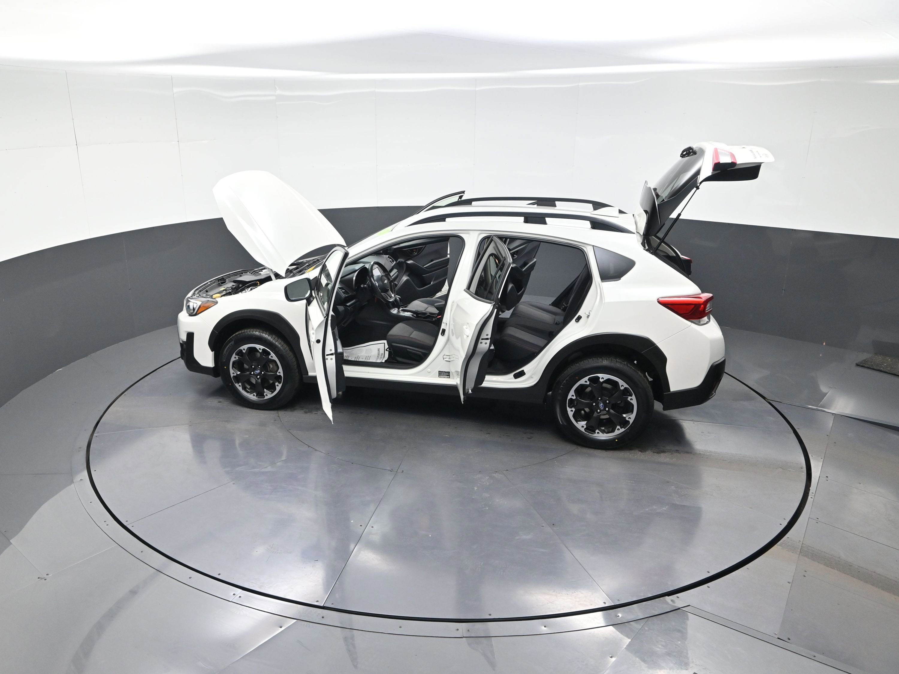 Used 2023 Subaru Crosstrek 2.0i Premium AWD/4WD image 15