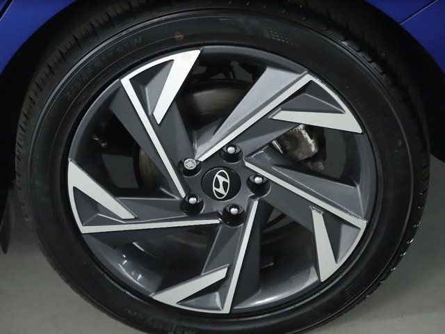 Certified 2024 Hyundai Elantra SEL w/ Convenience Package image 38