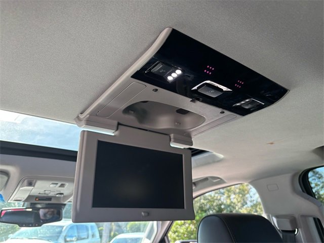 Used 2018 GMC Yukon Denali w/ Denali Ultimate Package image 18