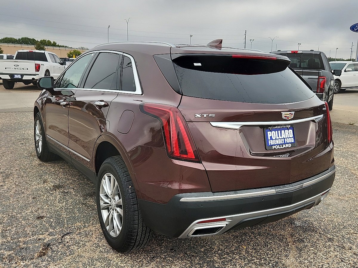 Used 2023 Cadillac XT5 Premium Luxury image 2
