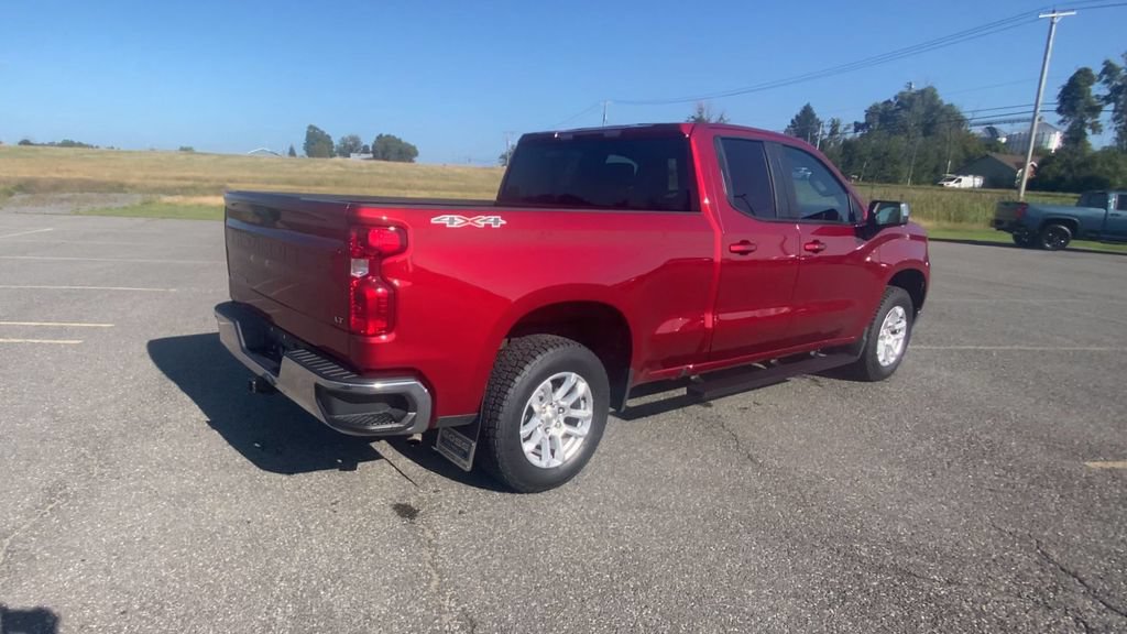 Certified 2024 Chevrolet Silverado 1500 LT AWD/4WD image 8