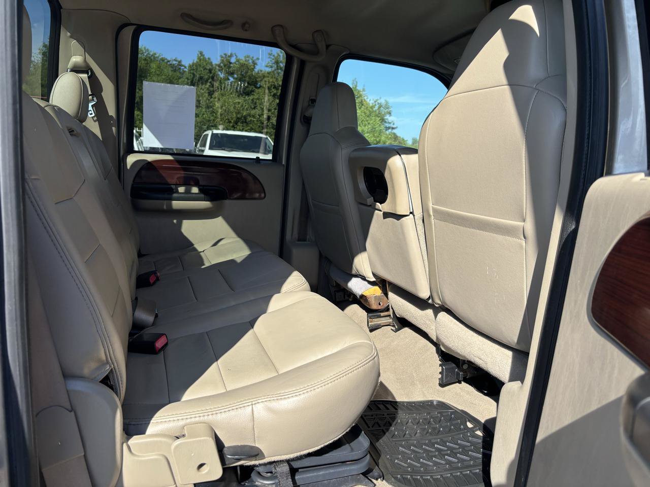 Used 2007 Ford F250 Lariat AWD/4WD image 14