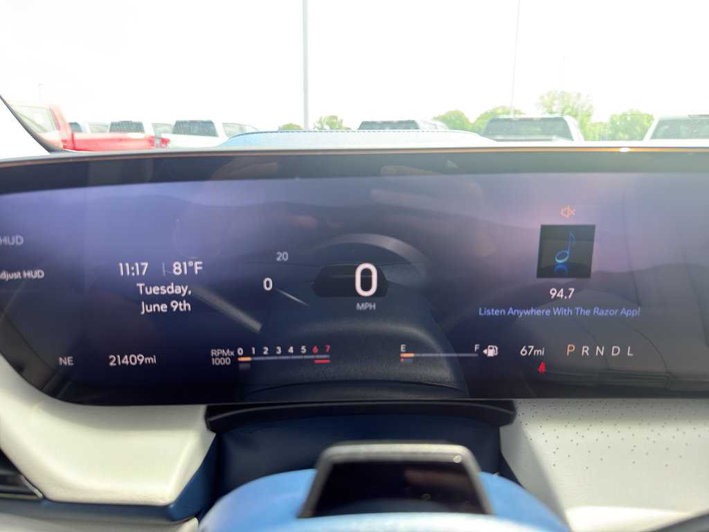 Certified 2025 Buick Enclave Avenir w/ Super Cruise Package FWD image 16