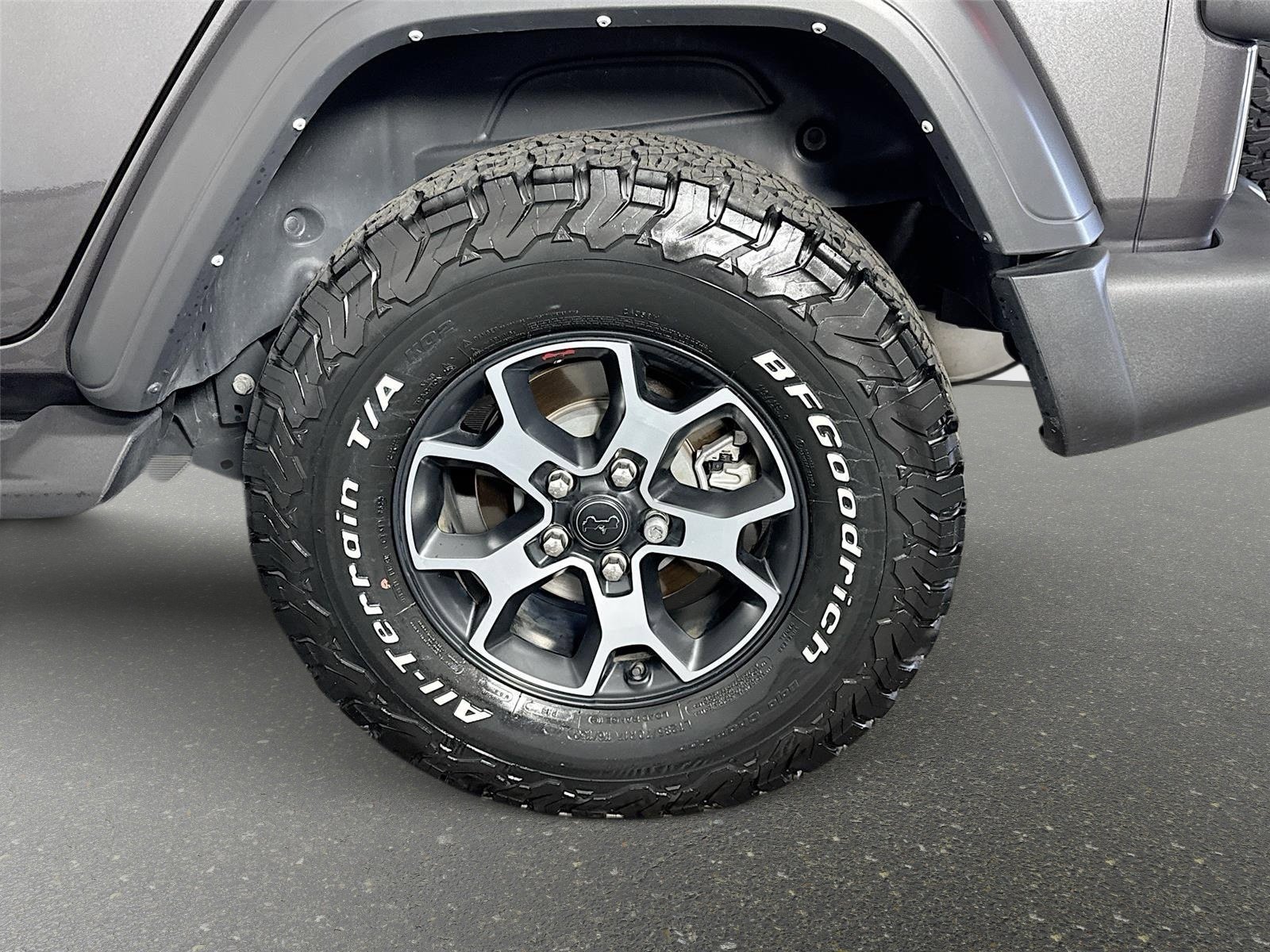 Used 2024 Jeep Wrangler Unlimited Sport AWD/4WD image 30