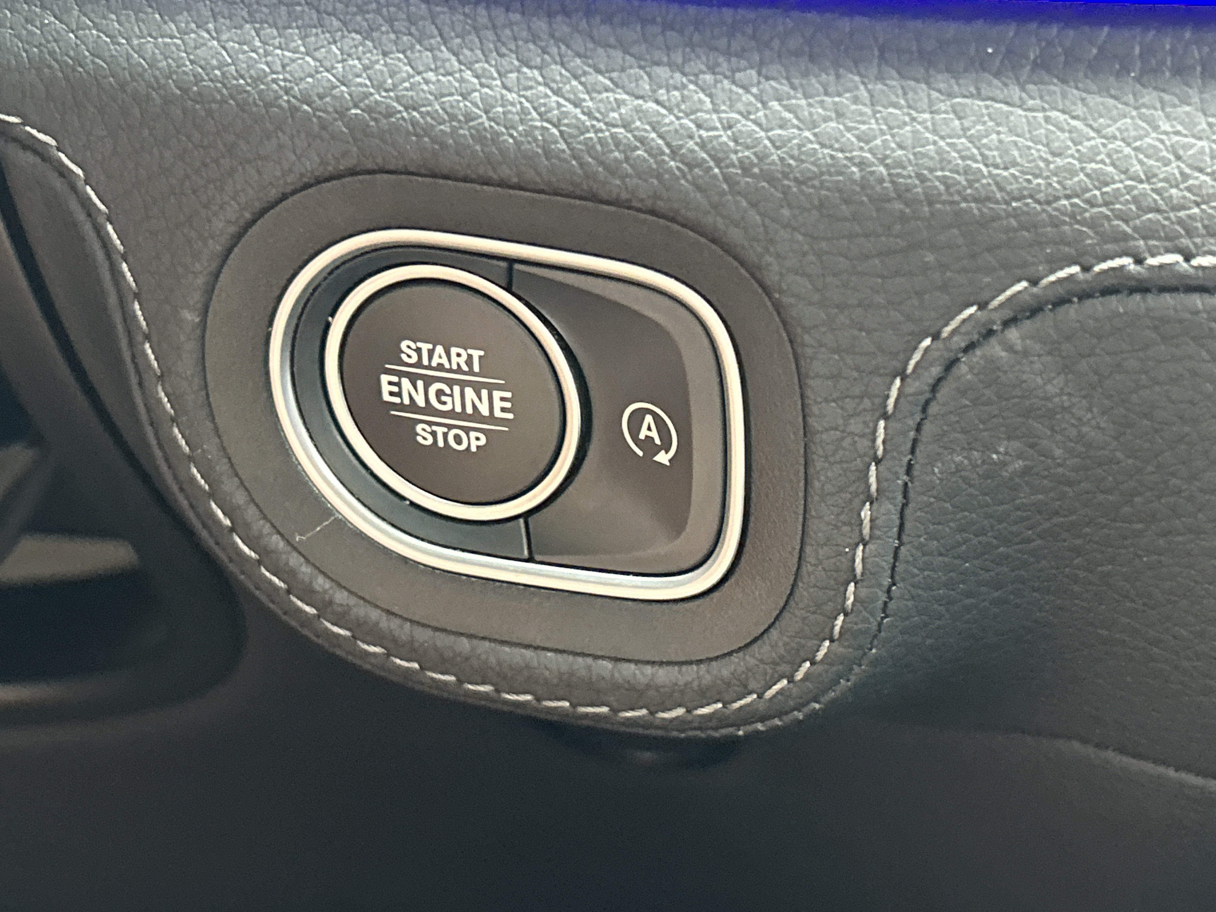 Certified 2025 Mercedes-Benz GLS 450 4MATIC image 33