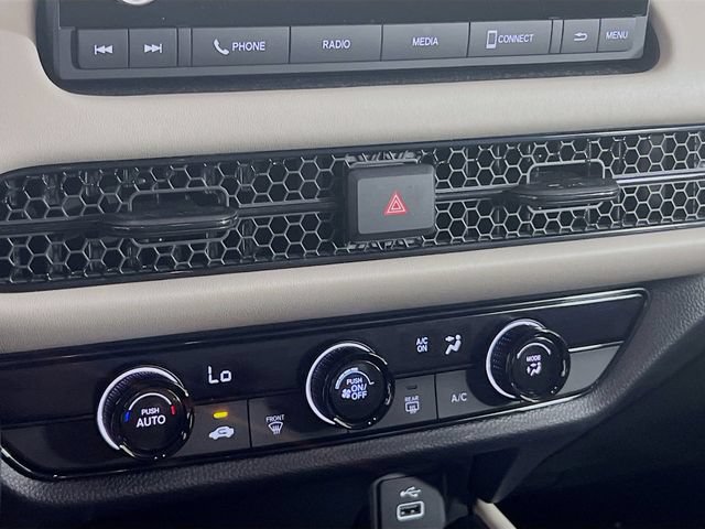 Used 2024 Honda HR-V LX image 13