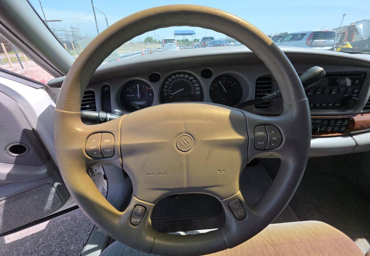 Used 2003 Buick Le Sabre Custom FWD image 9